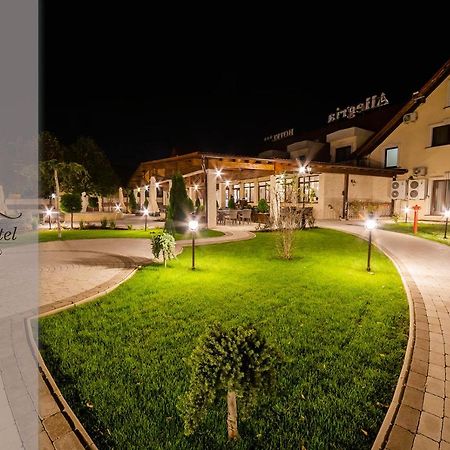 Allegria Hotel Alba Iulia Bagian luar foto