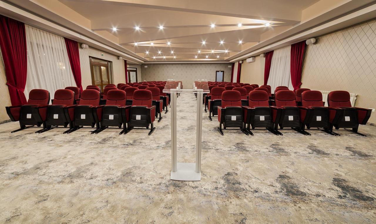 Allegria Hotel Alba Iulia Bagian luar foto